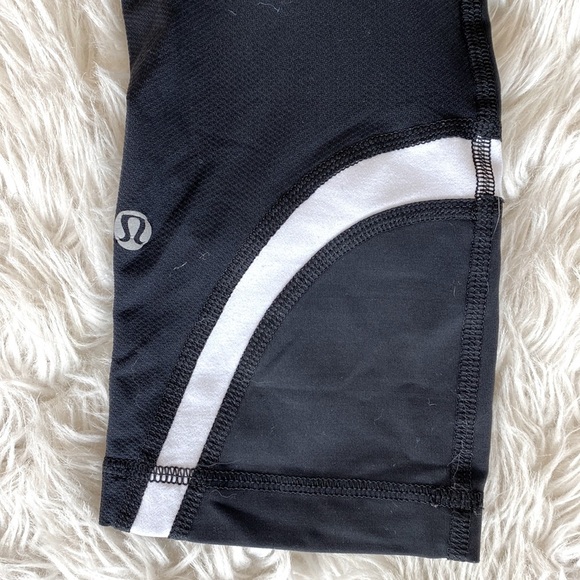Lululemon Run: Inspire Crop II - Picture 9 of 10